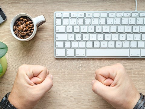 這樣的<a href='http://m.yachtarkadia.com/'>公司網(wǎng)站建設(shè)</a>，才能做好網(wǎng)站優(yōu)化推廣